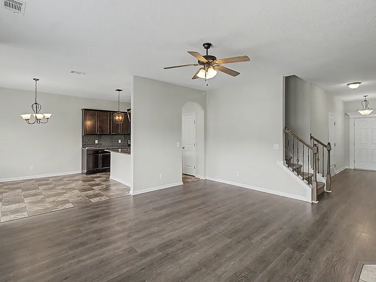 16 Cassels Ct — Photo 7