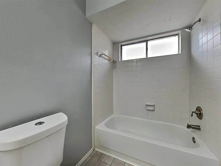 26010 Richards Rd — Photo 19
