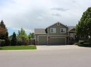 419 Saturn Dr, Fort Collins, CO 80525