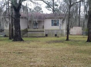 606 Claudes Rd, Colfax, LA 71417