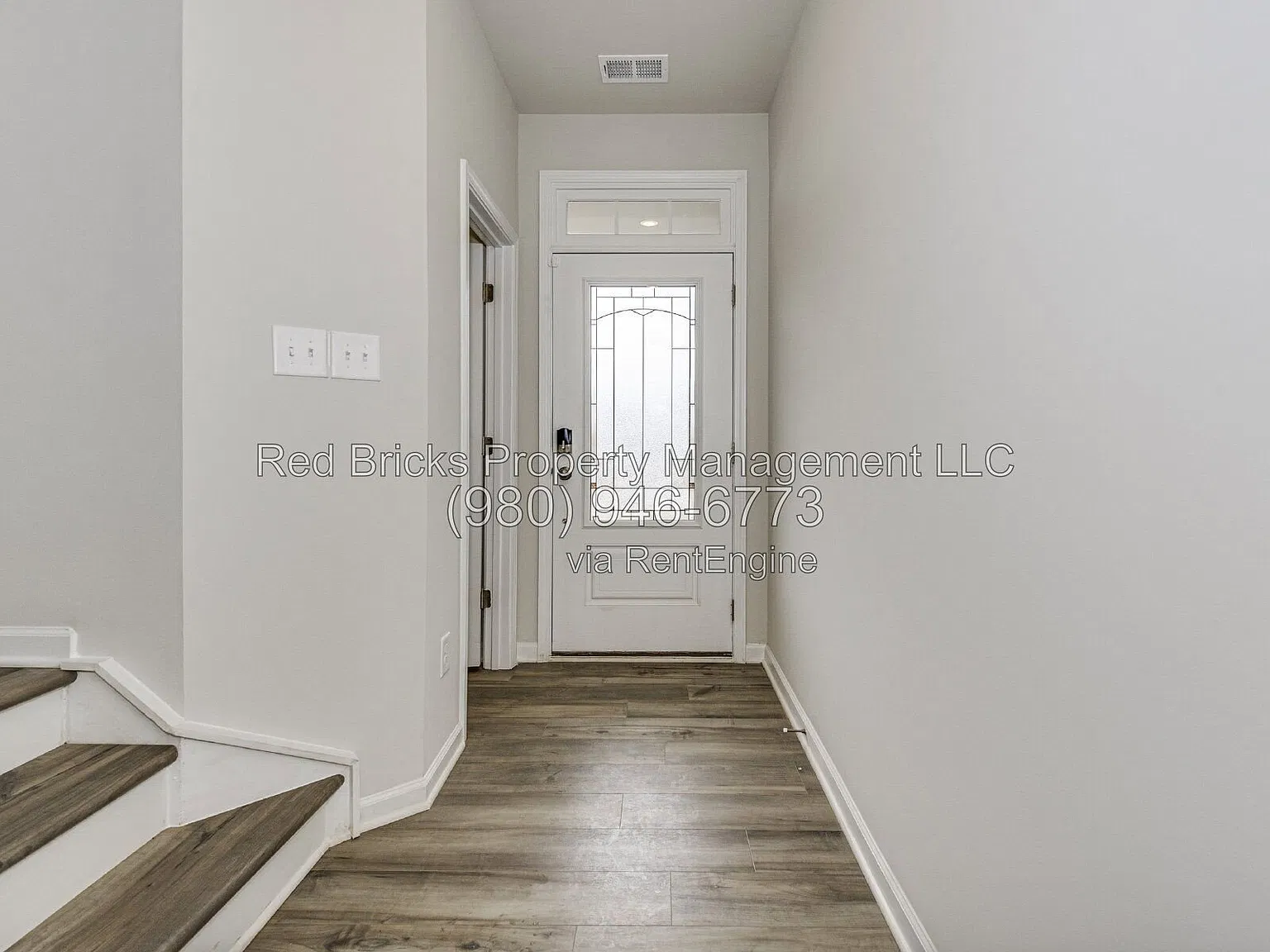 3 bed, 2.5 bath, 1729 sqft, $1,995 — Photo 4