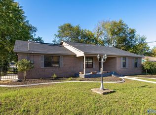 601 Vine St NW, Decatur, AL 35601