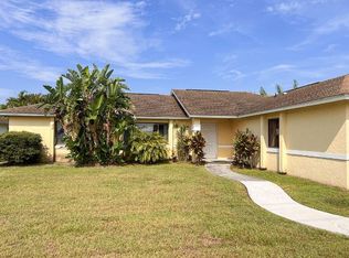 1634 SE Fallon Dr, Port Saint Lucie, FL 34983