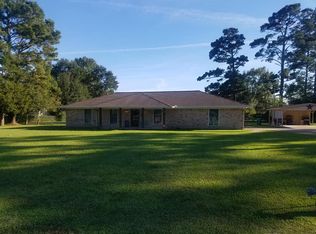 1547 Bassett St, Orange, TX 77632