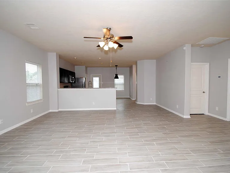 7019 Hazelnut Ln — Photo 9
