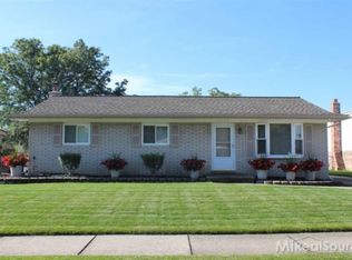 5328 Fredrick Dr, Sterling Heights, MI 48310