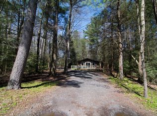 117 Hummingbird Ln, Kunkletown, PA 18058