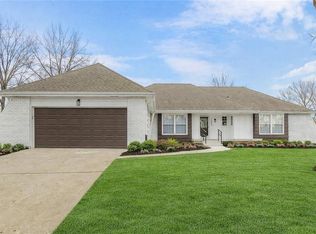 1402 SW Charleston Ave, Lees Summit, MO 64081