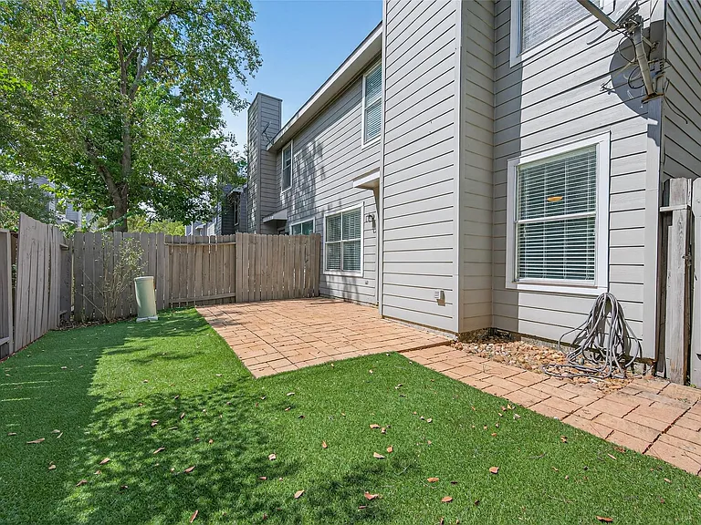 54 Marble Rock Pl — Photo 32