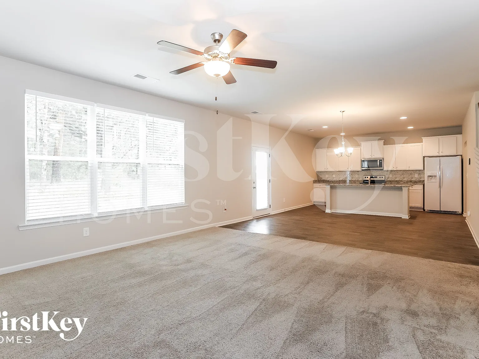 4 bed, 2.5 bath, 2448 sqft, $1,965 — Photo 3