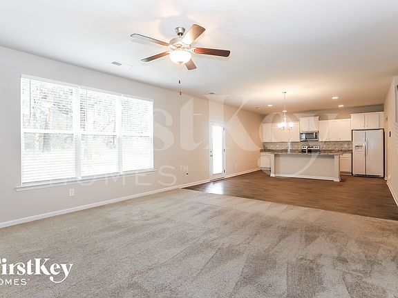 3rd image of 220 Wellbrook Dr