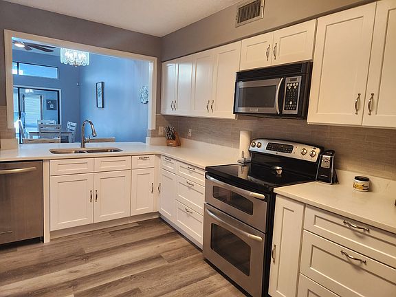 5th image of 108 Lakewood Village Cir