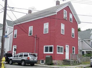 24 Pond Ave, Newport, RI 02840