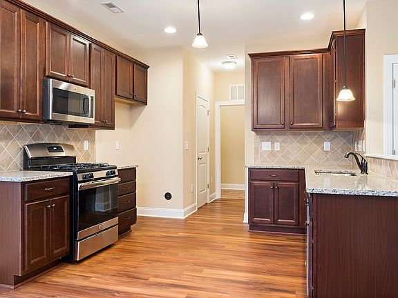 Images of the home are for illustrative purposes only and should never be relied upon