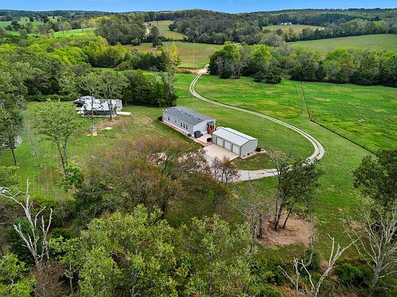 3rd image of 1243 County Road 2410