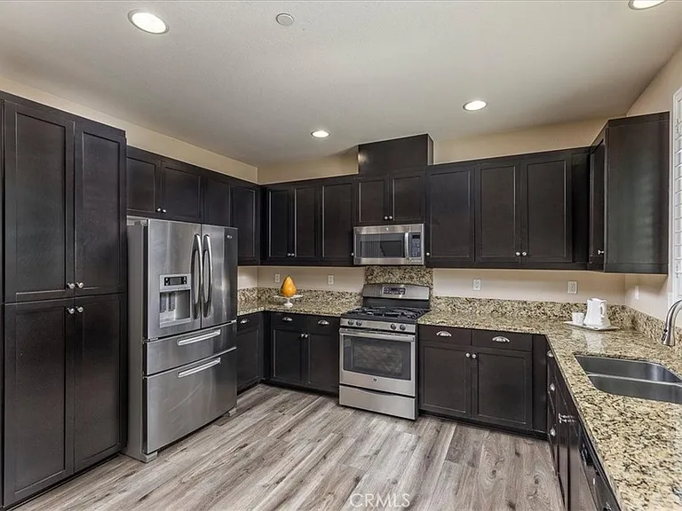 42942 Avenida Amistad — Photo 12