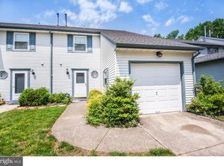 39 Hyacinth Ln, Sicklerville, NJ 08081
