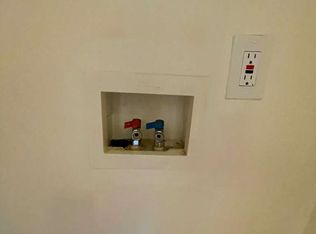 324 Clinton Ave #1L, Newark, NJ 07108