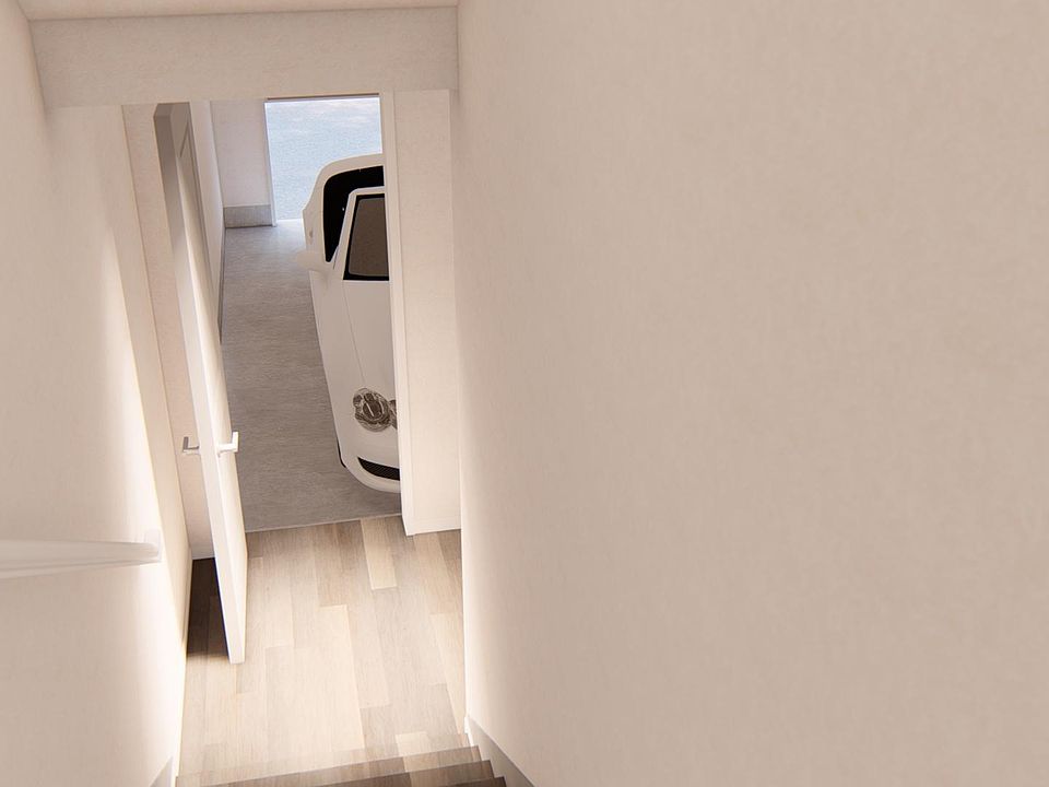 Attached Garage Direct Access