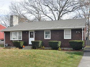 93 Inkberry Trl, Narragansett, RI 02882