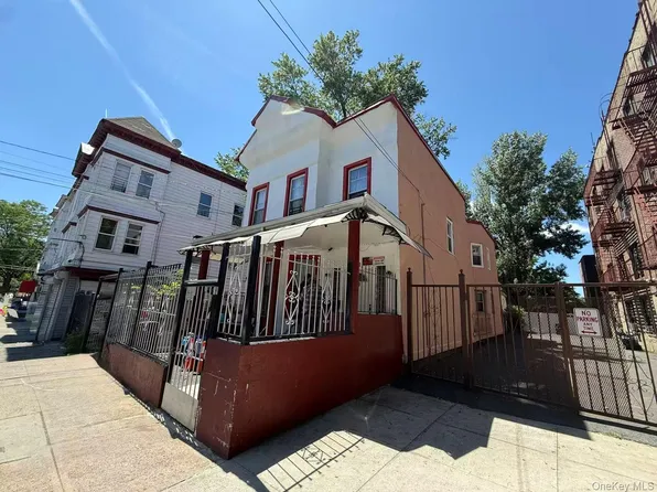 3935 Barnes Avenue, Bronx, NY 10466