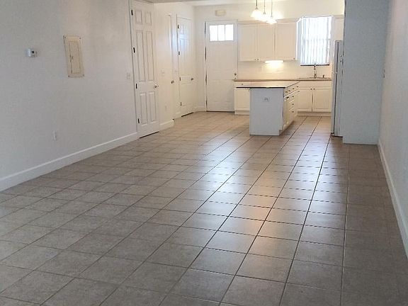 2nd image of 2061 Green Oak Ct