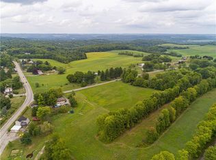 124 Harpers Ferry Rd, Beaver Falls, PA 15010