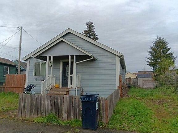 3rd image of 460 E 7th St