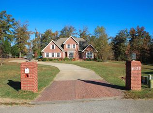 6135 Greenbriar Dr, Poplar Bluff, MO 63901