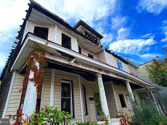 3rd image of 516 Shriver Ave