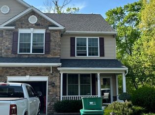 120 Turtle Ct #10, Bensalem, PA 19020