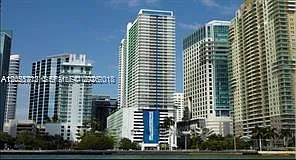 The Club At Brickell Bay — Photo 1