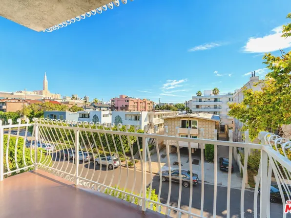 1915 Malcolm Ave APT 301, Los Angeles, CA 90025