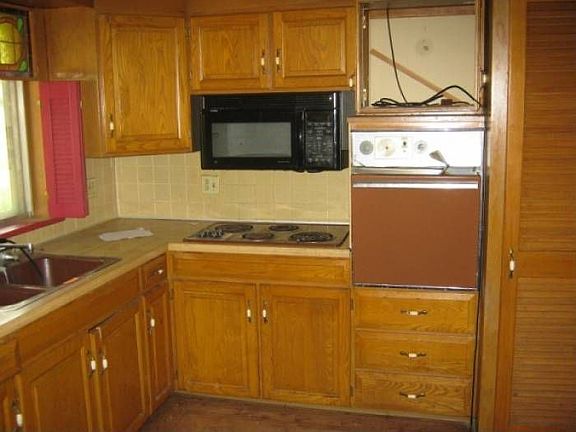 5th image of 8000 E 92nd St