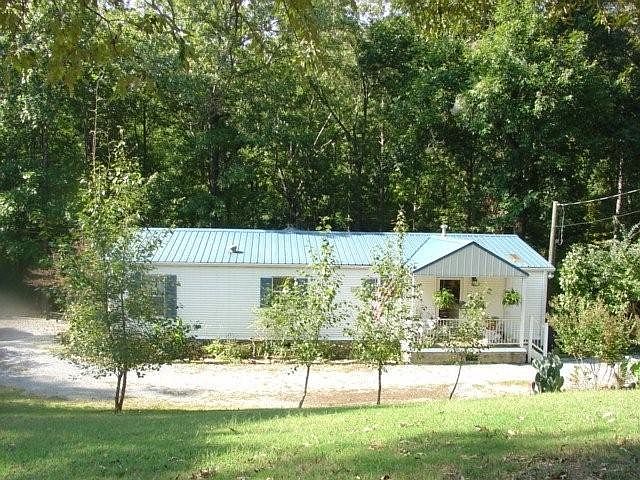 1st image of 20 Sunny Hill Ln