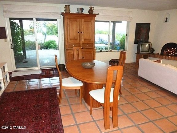 4th image of 5051 N Camino De La Cumbre