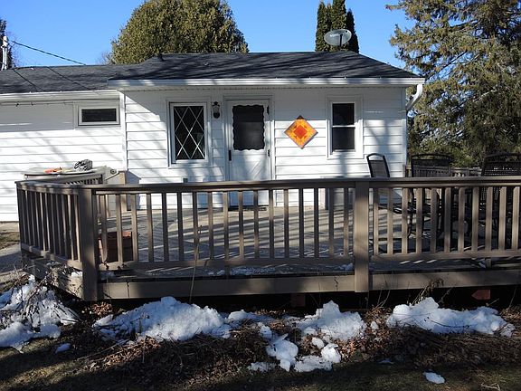 2nd image of 7920 South Ln