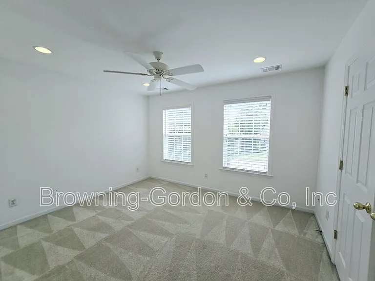 5108 Glencarron Dr — Photo 19