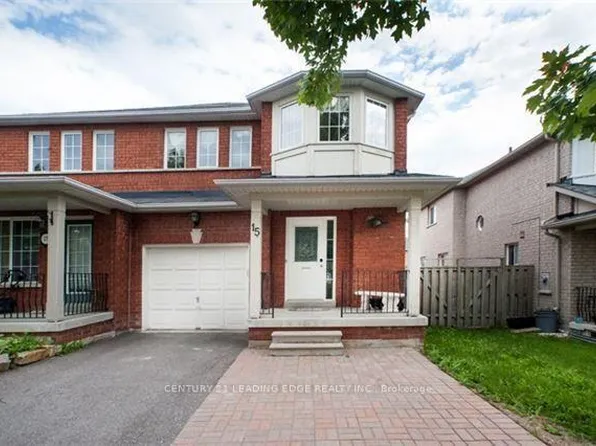 15 Warren Bradley St, Markham, ON L6C 2W5