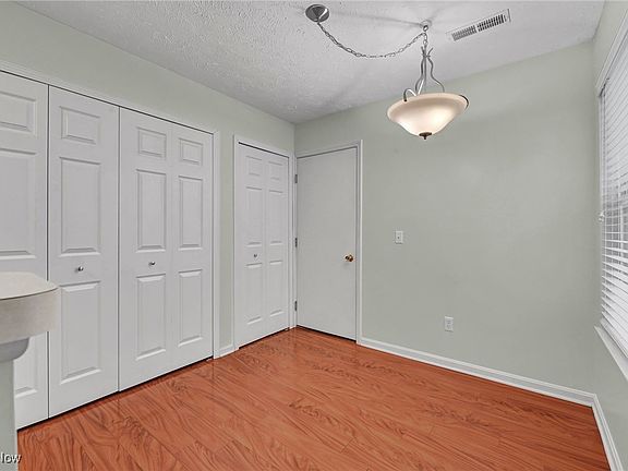 4th image of 6745 Rockridge Ct