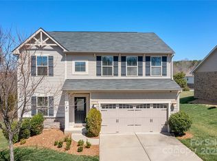 7217 Kenyon Dr, Denver, NC 28037