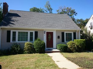 2 Chesbrough Rd, West Roxbury, MA 02132