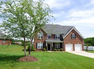 257 Winter Flake Dr, Statesville, NC 28677