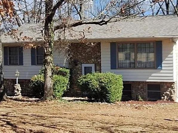 15164 Orchard Lake Dr, Dexter, MO 63841