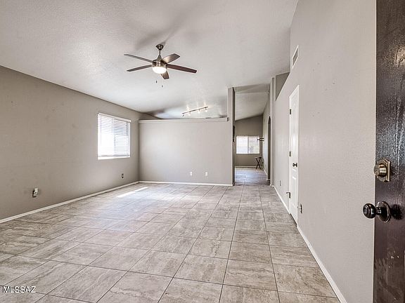 3rd image of 4535 W Holly Berry Way