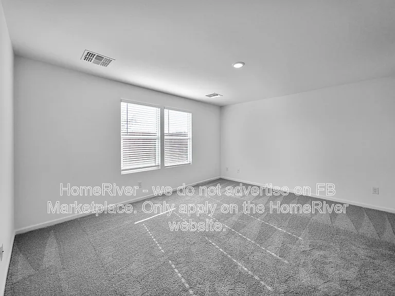 741 Dylan Ct — Photo 9