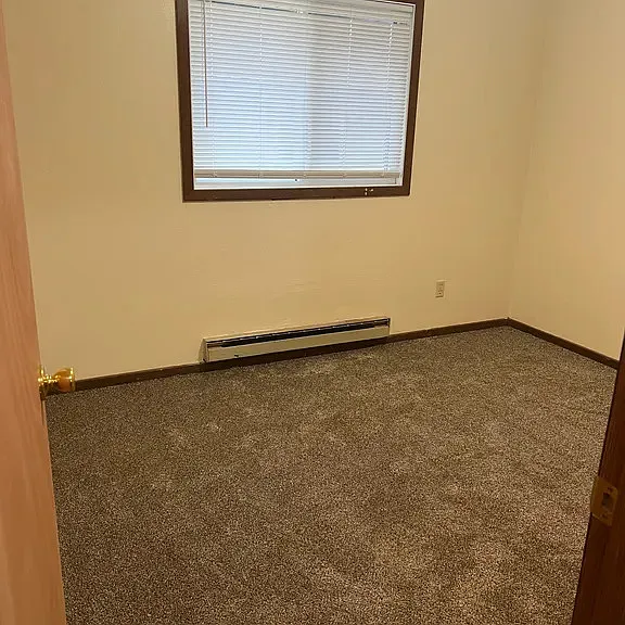 305 W Garden St — Photo 1