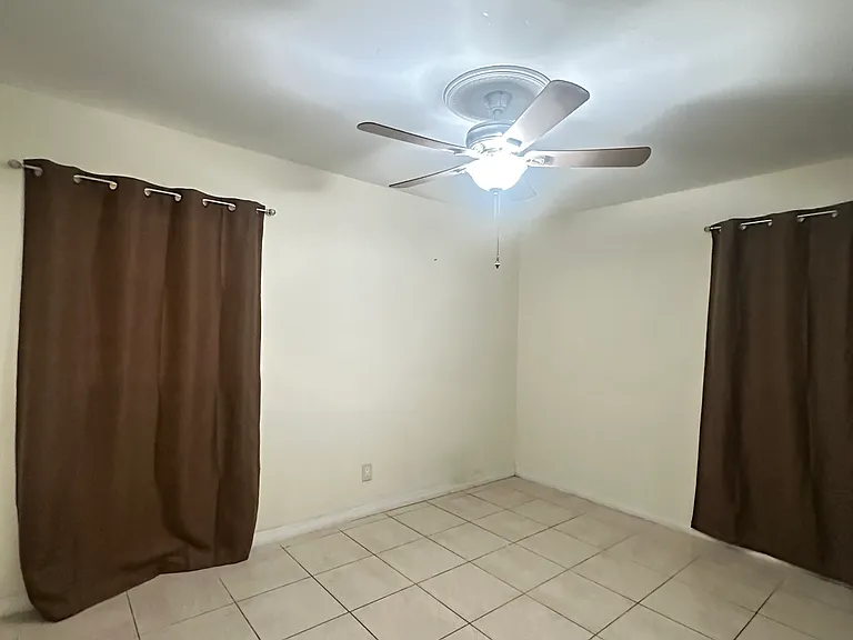 4717 Town N Country Blvd — Photo 17