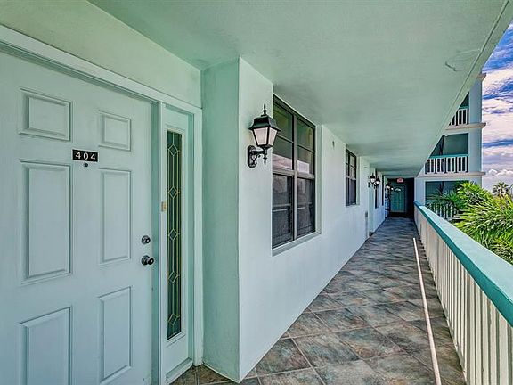 2nd image of 900 Ocean Dr APT 404