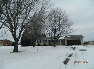 12766 Carney Rd, Akron, NY 14001